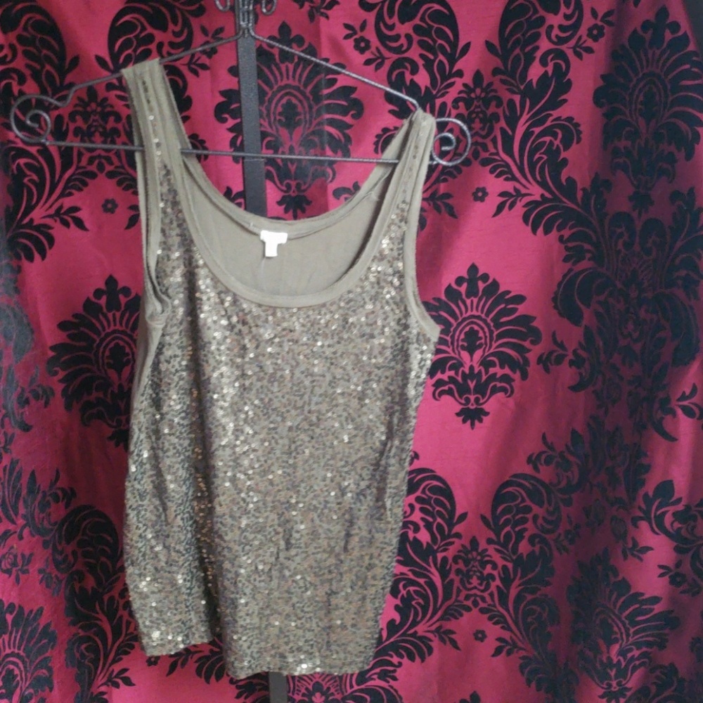Green sequence tank top